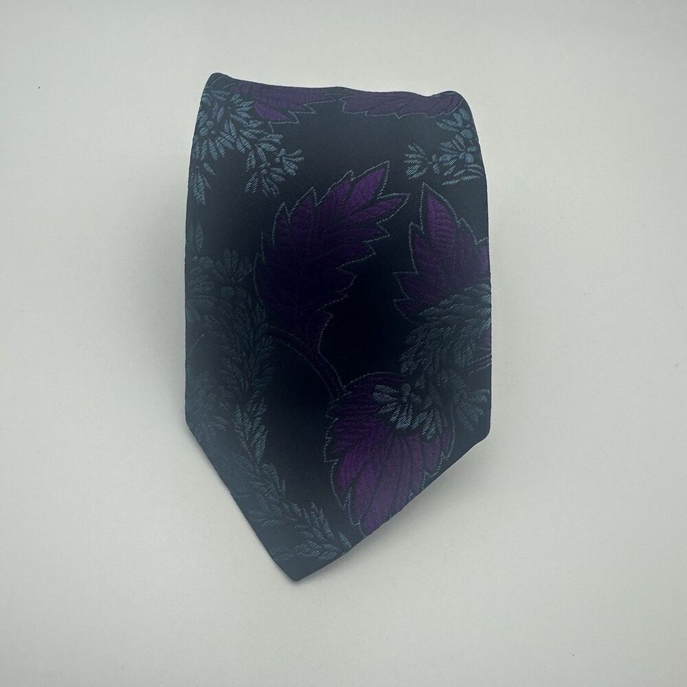 HUGO BOSS Men's 100% Silk Purple & Teal Floral Pattern Necktie Made in Italy
